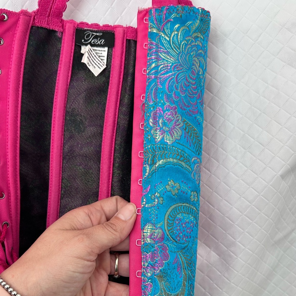 Vibrant Pink and Blue Floral corset - Picture 11 of 11